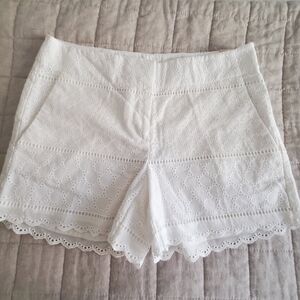 Loft eyelet white shorts size 0 brand new with tag